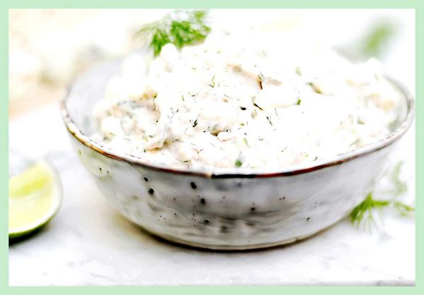 Салат с тунцом и яблоком