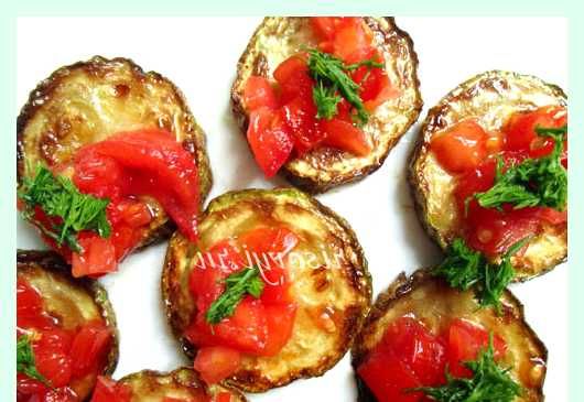 Как вкусно пожарить кабачки на сковороде социальных сетях    
    Свежие рецепты     
   АЙМКУК