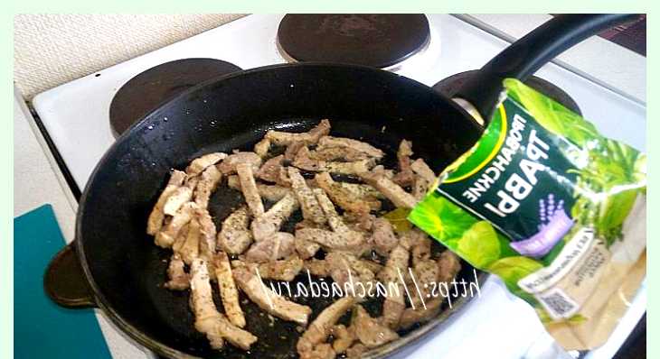 Как жарить картошку с мясом (жарить, картошка, мясо, картошку мясом, мясом луком) Как жарить картошку с мясом