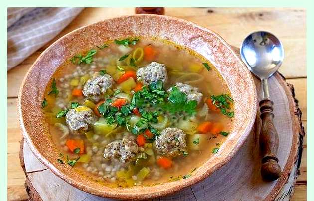 Рецепт гречневого супа с курицей () Рецепт гречневого супа с курицей