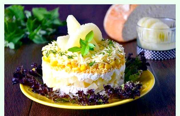 Салат из морской капусты с крабовыми