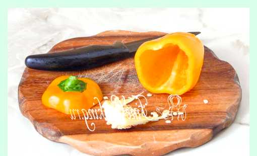 Фаршированный перец с мясом и рисом