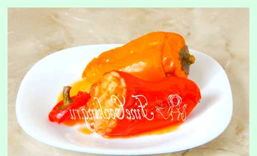 Фаршированный перец с мясом и рисом