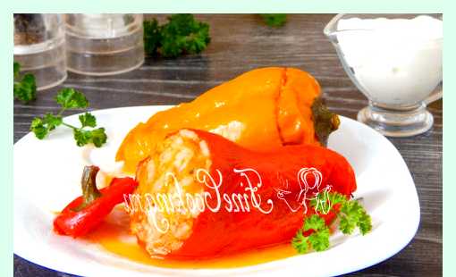 Фаршированный перец с мясом и рисом