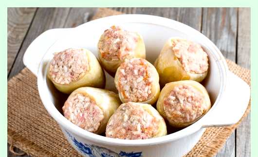 Фаршированный перец с мясом и рисом
