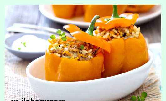 Фаршированный перец с мясом и рисом