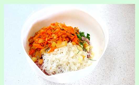 Фаршированный перец с мясом и рисом