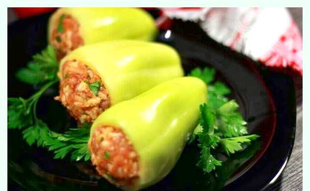Фаршированный перец с мясом и рисом Начинкой для этого блюда послужит