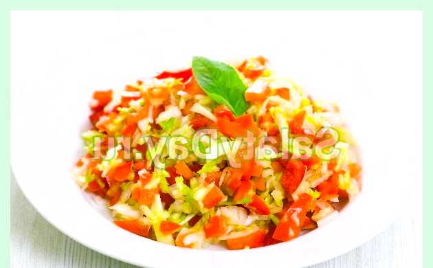Салат с пекинской капустой огурцами и помидорами