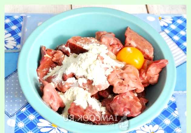 Тушеная куриная печень в сметане (тушеный, куриный, печень, сметана, Куриная печень, печень сметане) Тушеная куриная печень в сметане