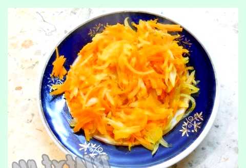 Тушеная куриная печень в сметане (тушеный, куриный, печень, сметана, Куриная печень, печень сметане) Тушеная куриная печень в сметане