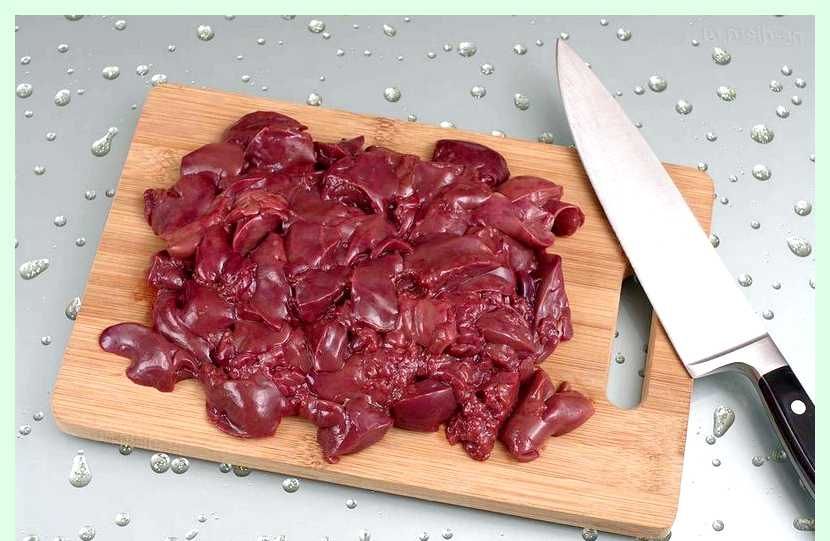 Тушеная куриная печень в сметане (тушеный, куриный, печень, сметана, Куриная печень, печень сметане) Тушеная куриная печень в сметане