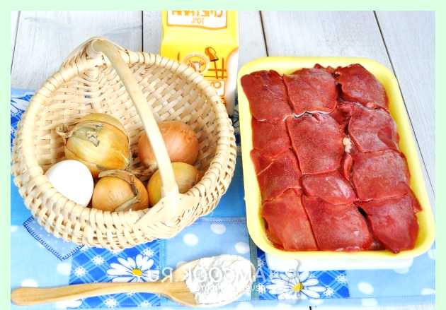 Тушеная куриная печень в сметане (тушеный, куриный, печень, сметана, Куриная печень, печень сметане) Тушеная куриная печень в сметане